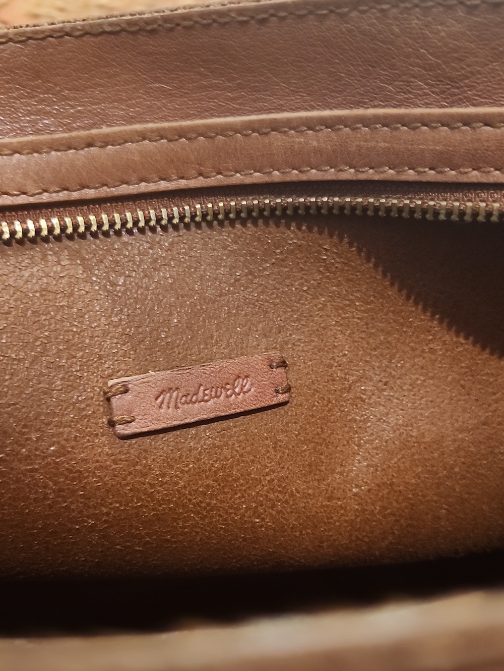 Madewell The Transport Saddlebag: Wave Strap Edition – English Saddle Leather - Picture 11 of 11